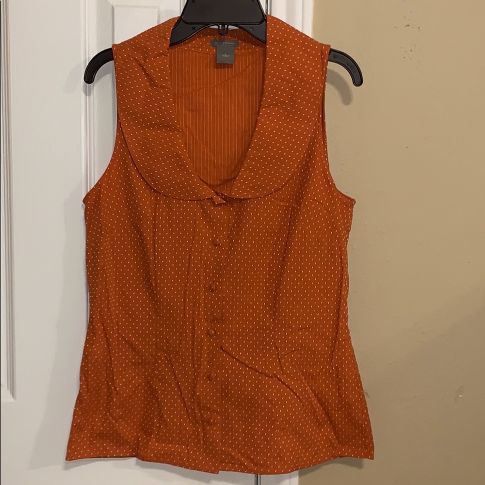 🍀ann taylor orange tank top with polka dots